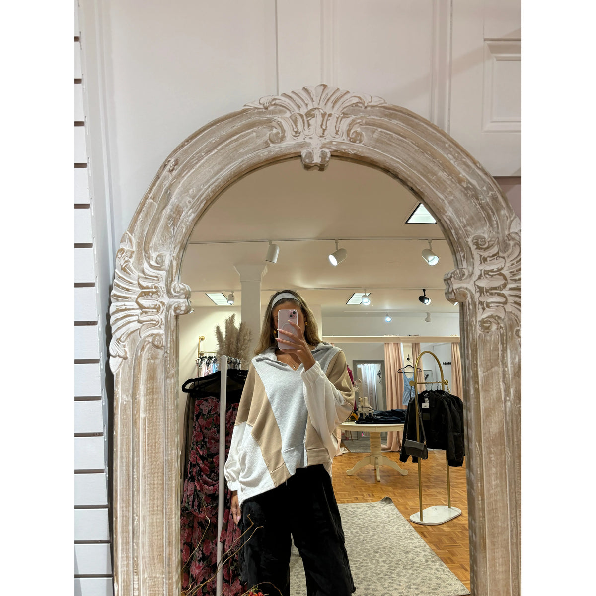 Oversize Neutral Sweater